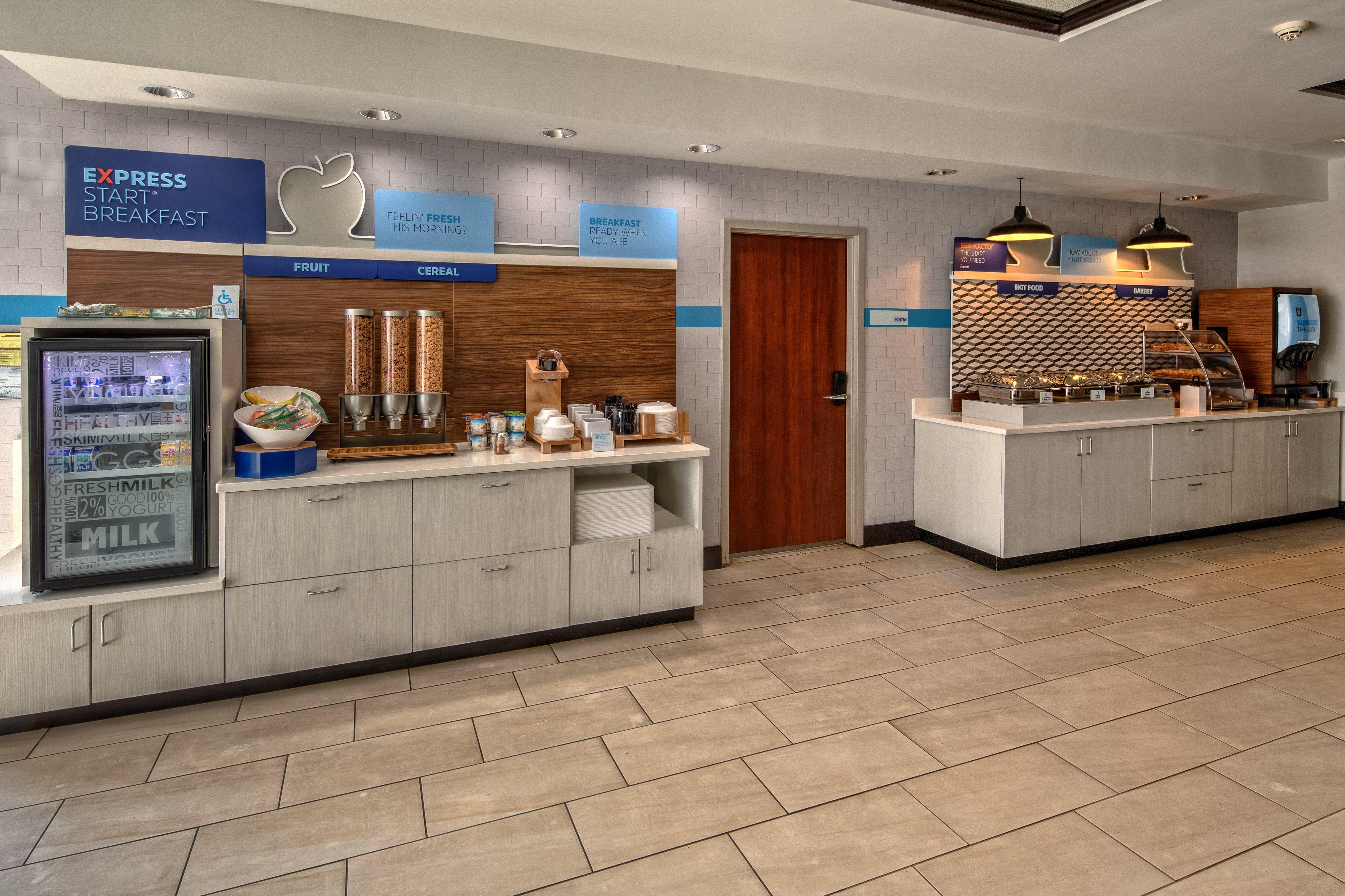 Holiday Inn Express & Suites Cookeville By Ihg Buitenkant foto